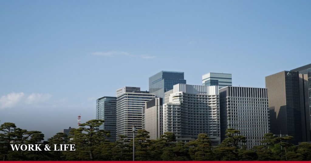 Working in Japan: A Complete Guide to Japanese Workplace Culture
