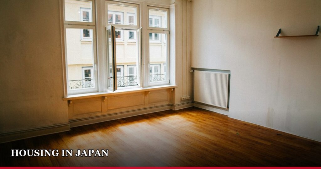 Why Japanese Apartments Rarely Come With Furniture or Light Fixtures
